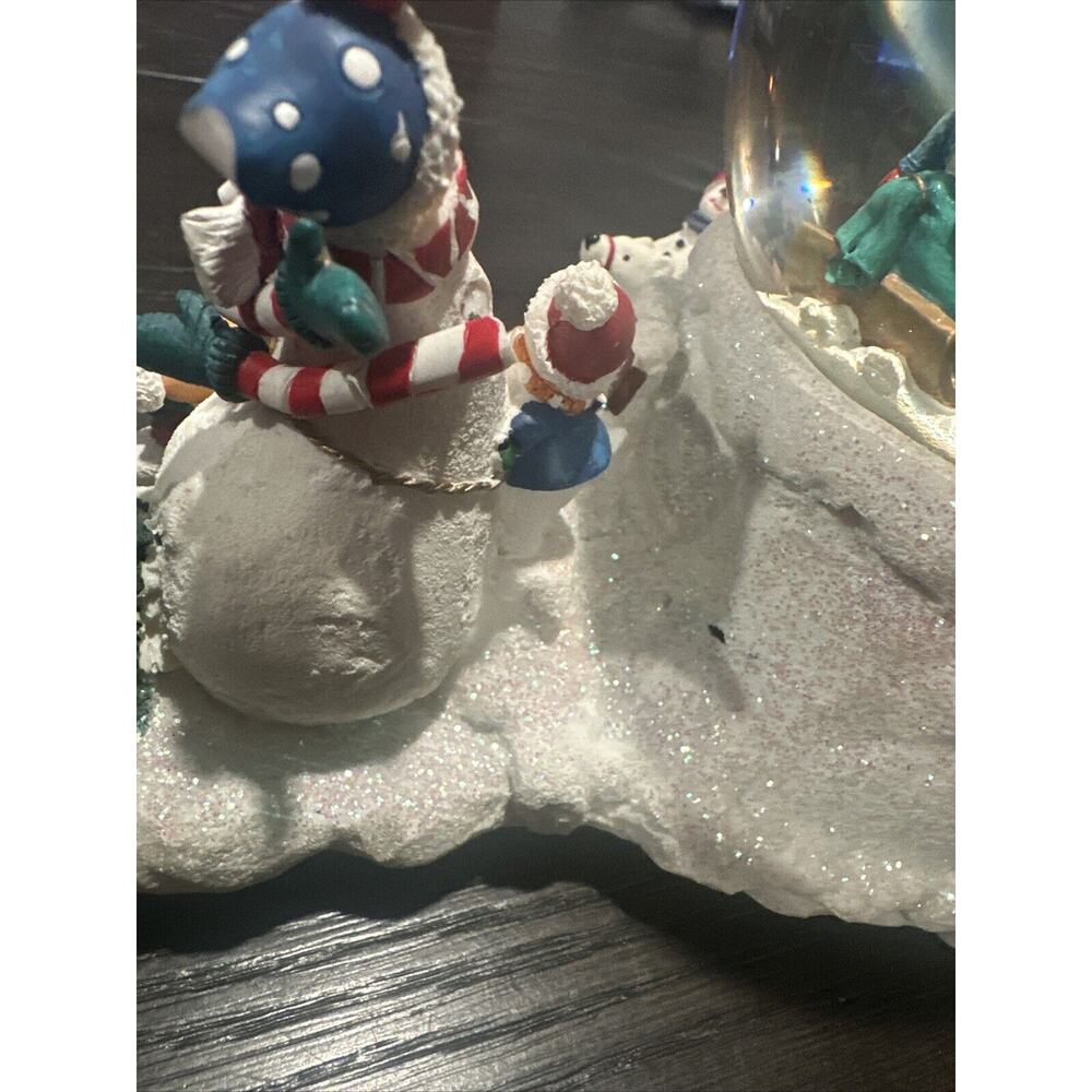 San Francisco Music Box Company Hohoho Snowglobe *hard to find - Picture 6 of 8